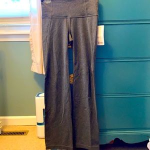 Small petite Athleta active wear